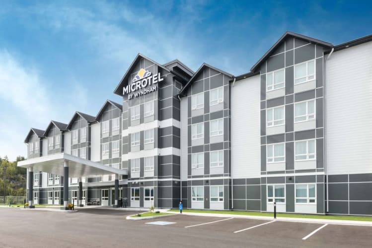 Microtel Inn & Suites by Wyndham Sudbury, photo 2