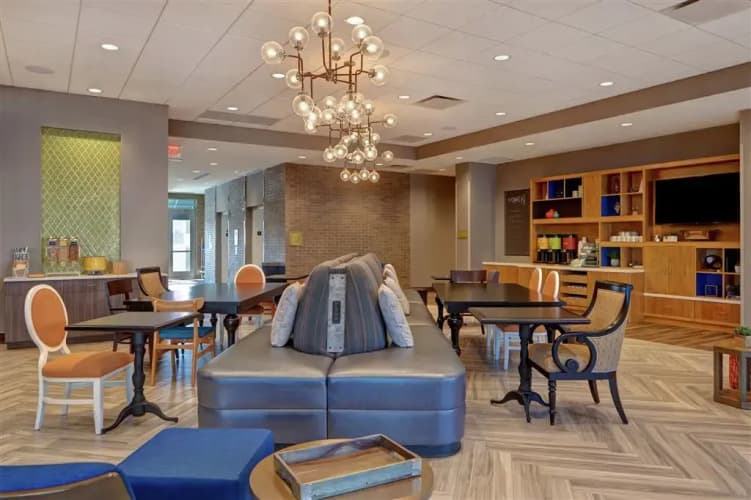 Home2 Suites by Hilton Charlotte Uptown, photo 3
