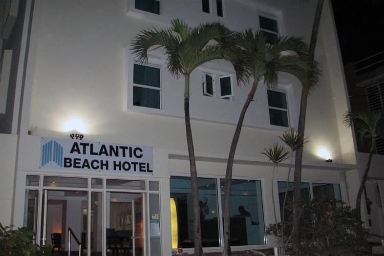 The Tryst Beachfront Hotel, photo 2