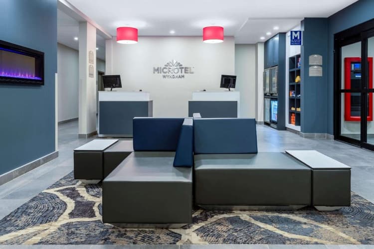 Microtel Inn & Suites By Wyndham Mont Tremblant, photo 3