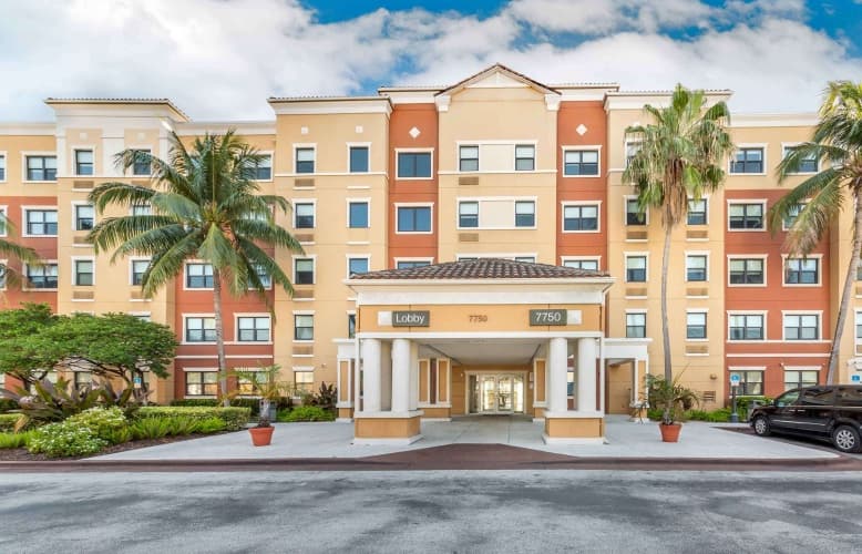 Extended Stay Deluxe Miami-Airport-Doral, photo 2