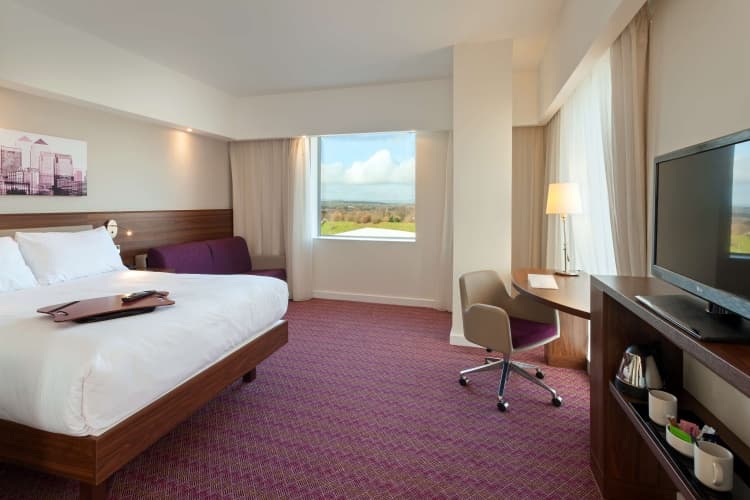 Hampton by Hilton London Gatwick Airport, photo 5