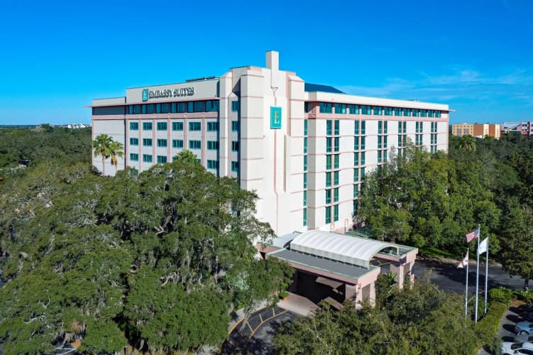 Embassy Suites by Hilton Tampa USF Near Busch Gardens, photo 2
