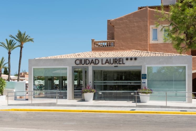Aparthotel Ciudad Laurel, photo 2