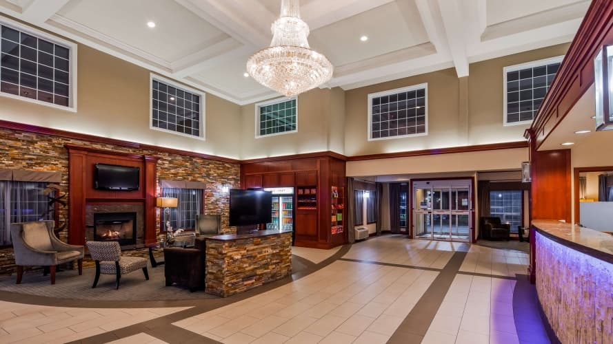 Best Western Plus Vancouver Mall Dr. Hotel & Suites, photo 3