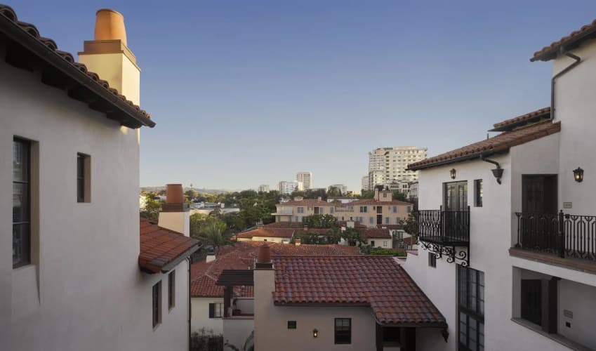 Plaza La Reina, photo 2