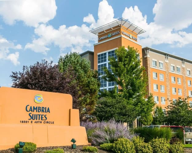 Cambria Suites Denver Airport, photo 2