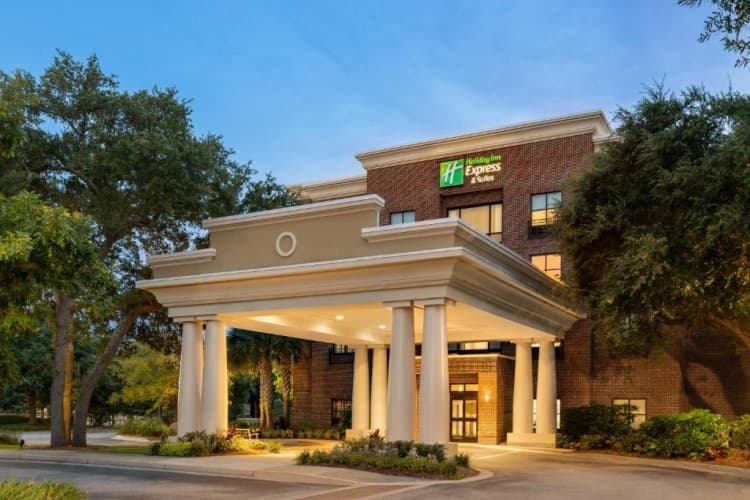 Holiday Inn Express & Suites Mount Pleasant-Charleston, photo 2
