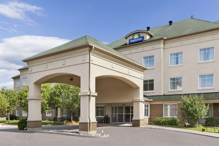 Days Inn by Wyndham Ottawa Airport, photo 2