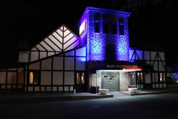East Norwich Inn, photo 2