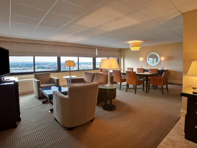 Hilton Hasbrouck Heights/Meadowlands, photo 4