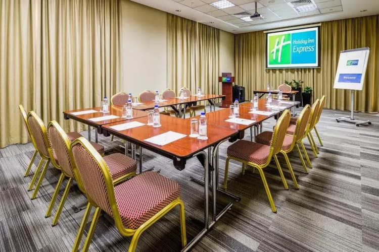 Holiday Inn Express Dubai Jumeirah, photo 3