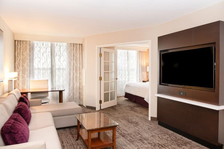 Chicago Marriott Suites Deerfield, photo 3
