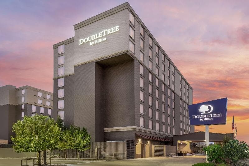 DoubleTree by Hilton Denver Cherry Creek, photo 1