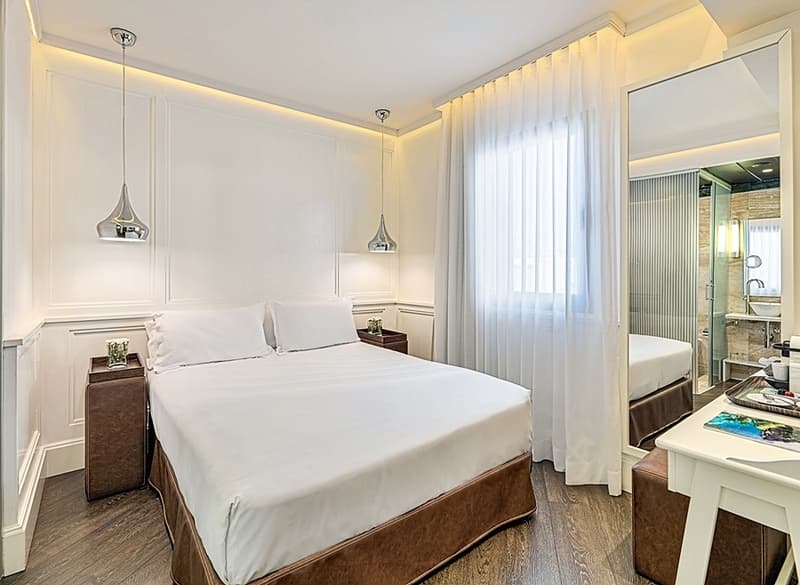 H10 Universitat Hotel - Adults Only, photo 1