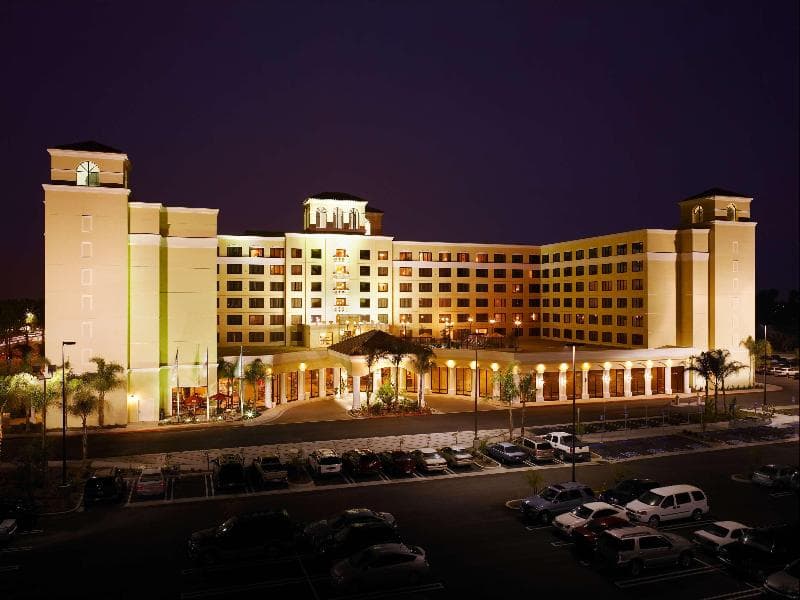 DoubleTree Suites by Hilton Hotel Anaheim Resort - Conventio, photo 1