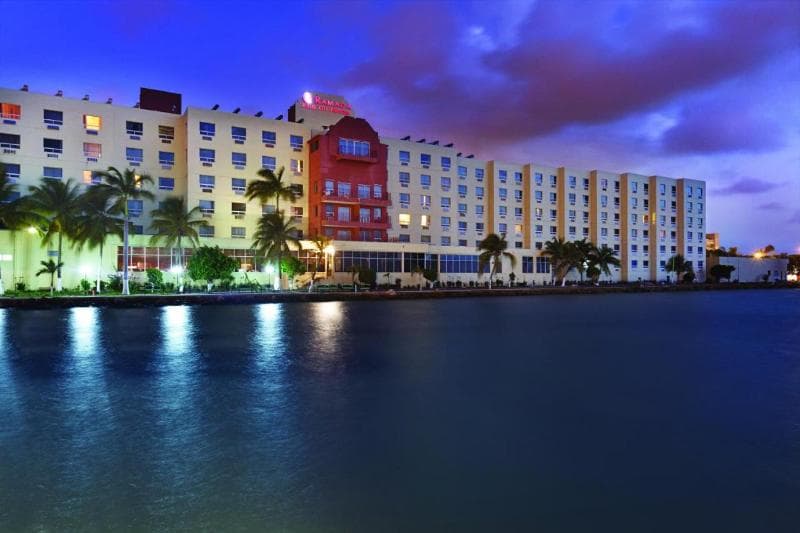 Ramada by Wyndham Princess Belize City, photo 1