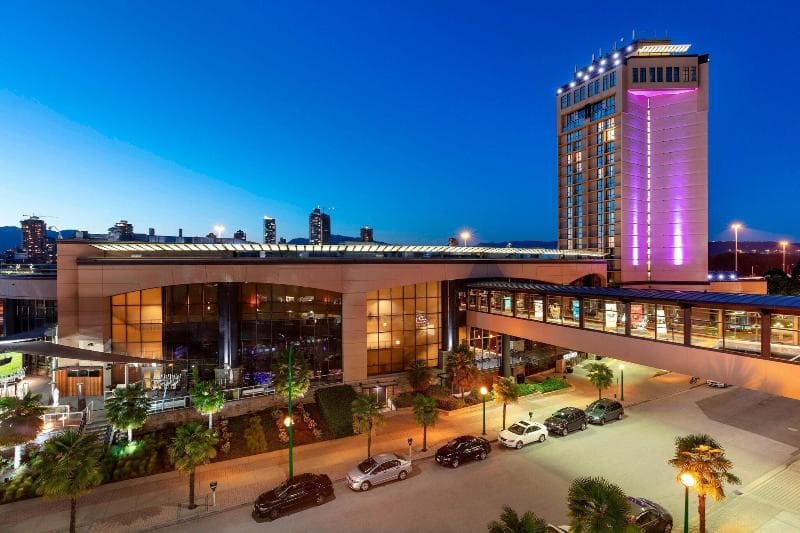 Delta Hotels Burnaby Conference Centre, photo 1