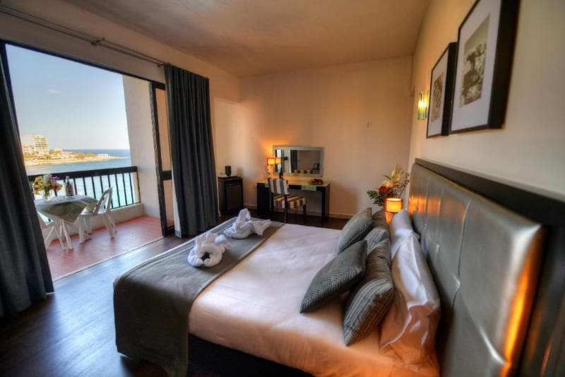 St Julians Bay Hotel, photo 1