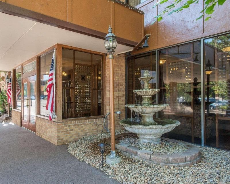 Rodeway Inn & Suites Boulder Broker, photo 1