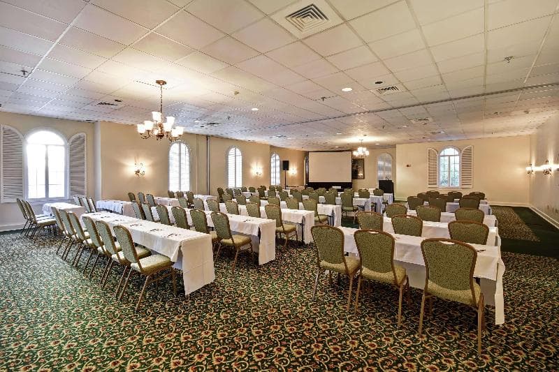 Embassy Suites by Hilton Charleston Historic District, photo 1