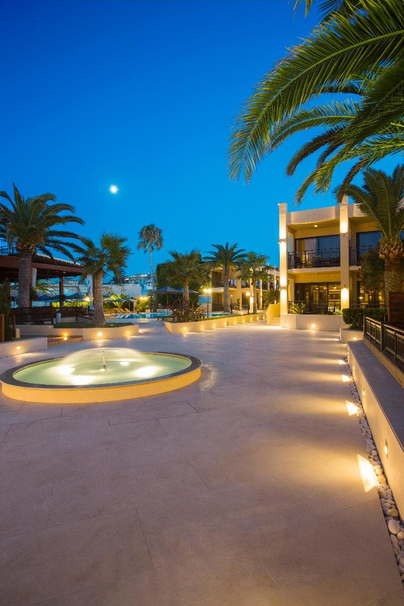 Atlantis Beach Hotel, photo 1