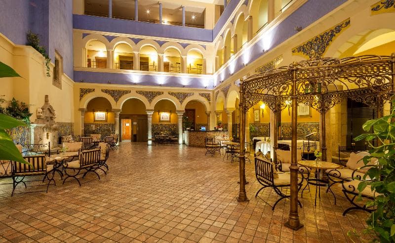 Hotel ILUNION Mérida Palace, photo 1
