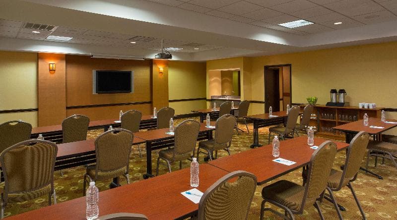 Hyatt Place Charlotte Airport/Lake Pointe, photo 1