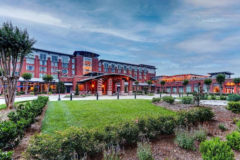 The Chattanoogan Hotel, Curio Collection by Hilton, photo 1