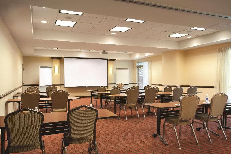 Hyatt Place Dallas Garland, photo 1