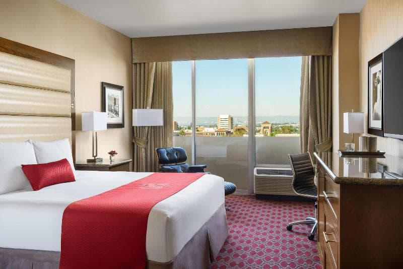 Usc Hotel, photo 1