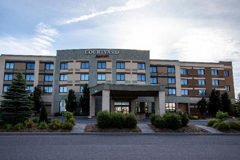 Courtyard Kingston Highway 401 Division Street, photo 1