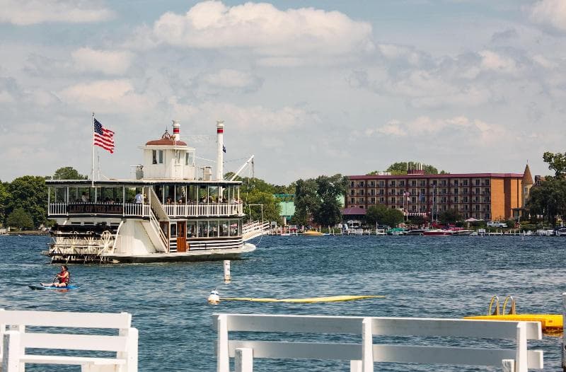 Harbor Shores On Lake Geneva, photo 1