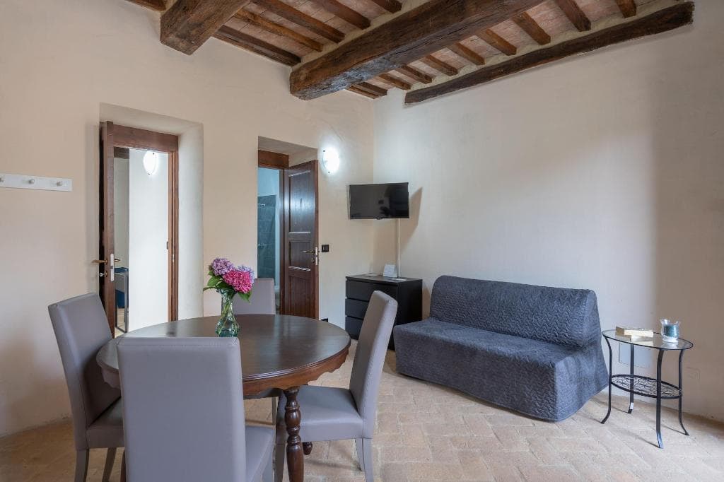 Borgo Pulciano, photo 4
