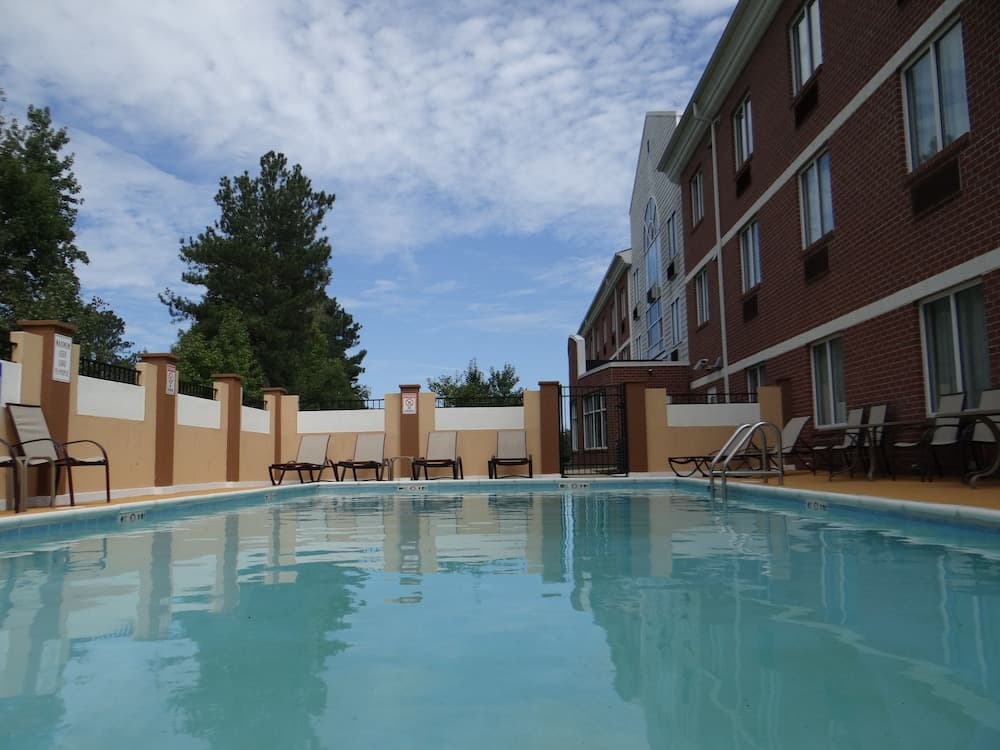 Holiday Inn Express And Suites Salisbury Delmar, photo 1