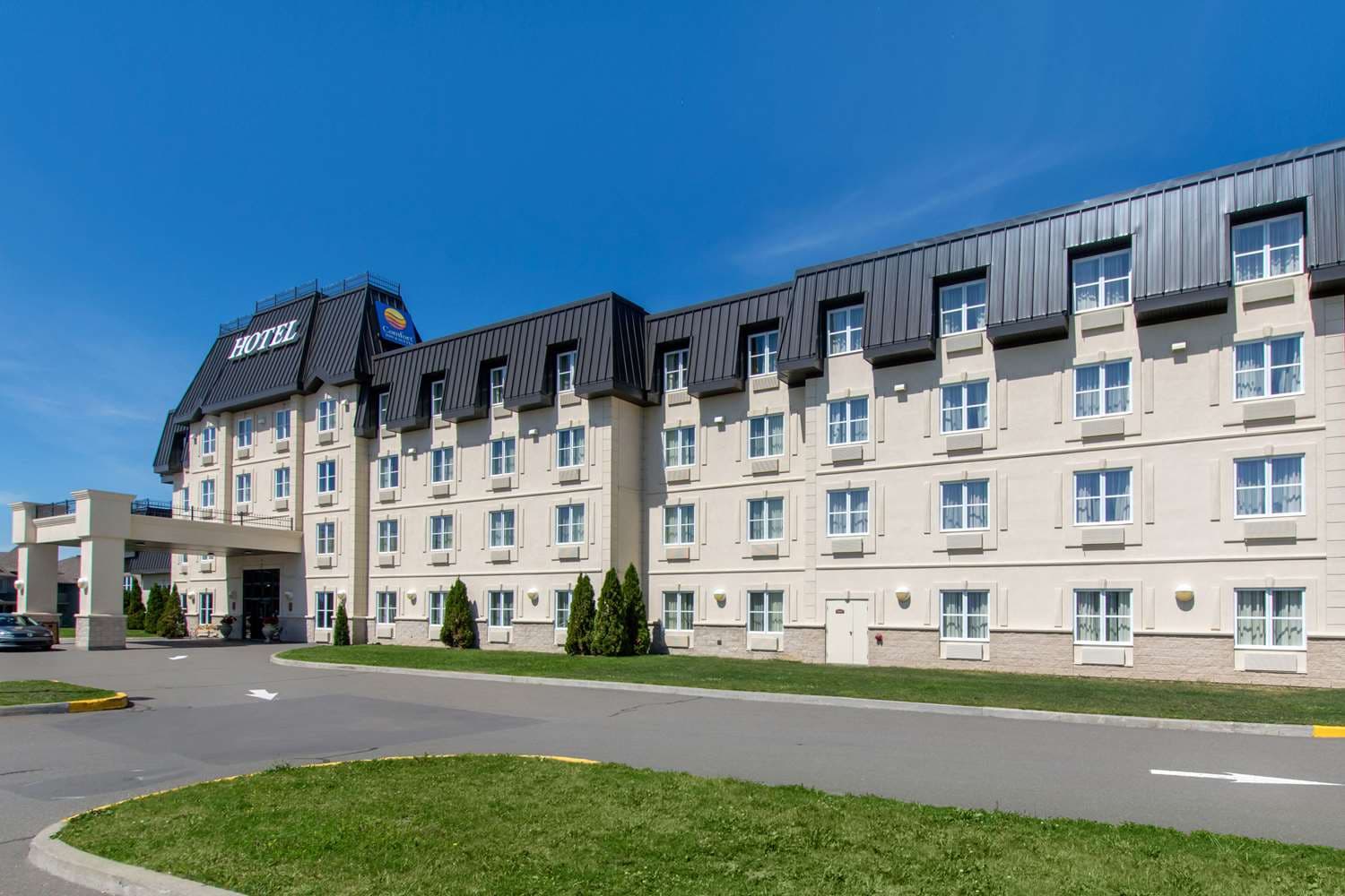 Comfort Inn & Suites, photo 1