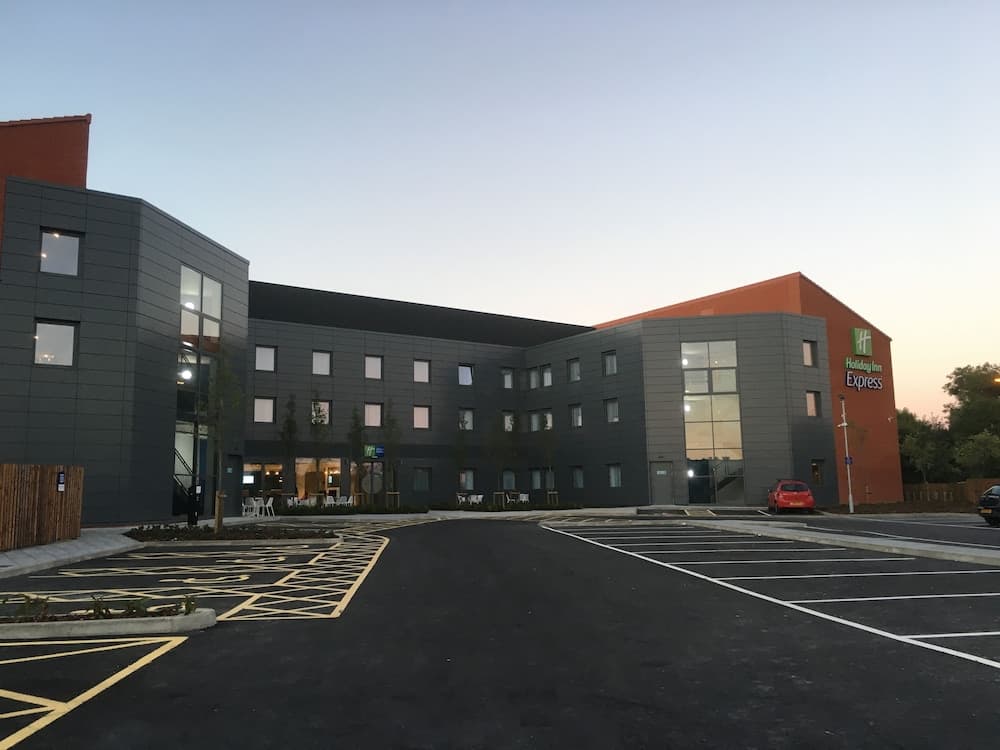 Holiday Inn Express St. Albans - M25, Jct.22, photo 1