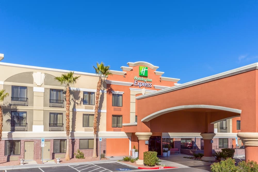 Holiday Inn Express & Suites Henderson, photo 1