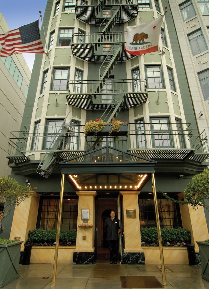 Inn At The Opera, photo 1