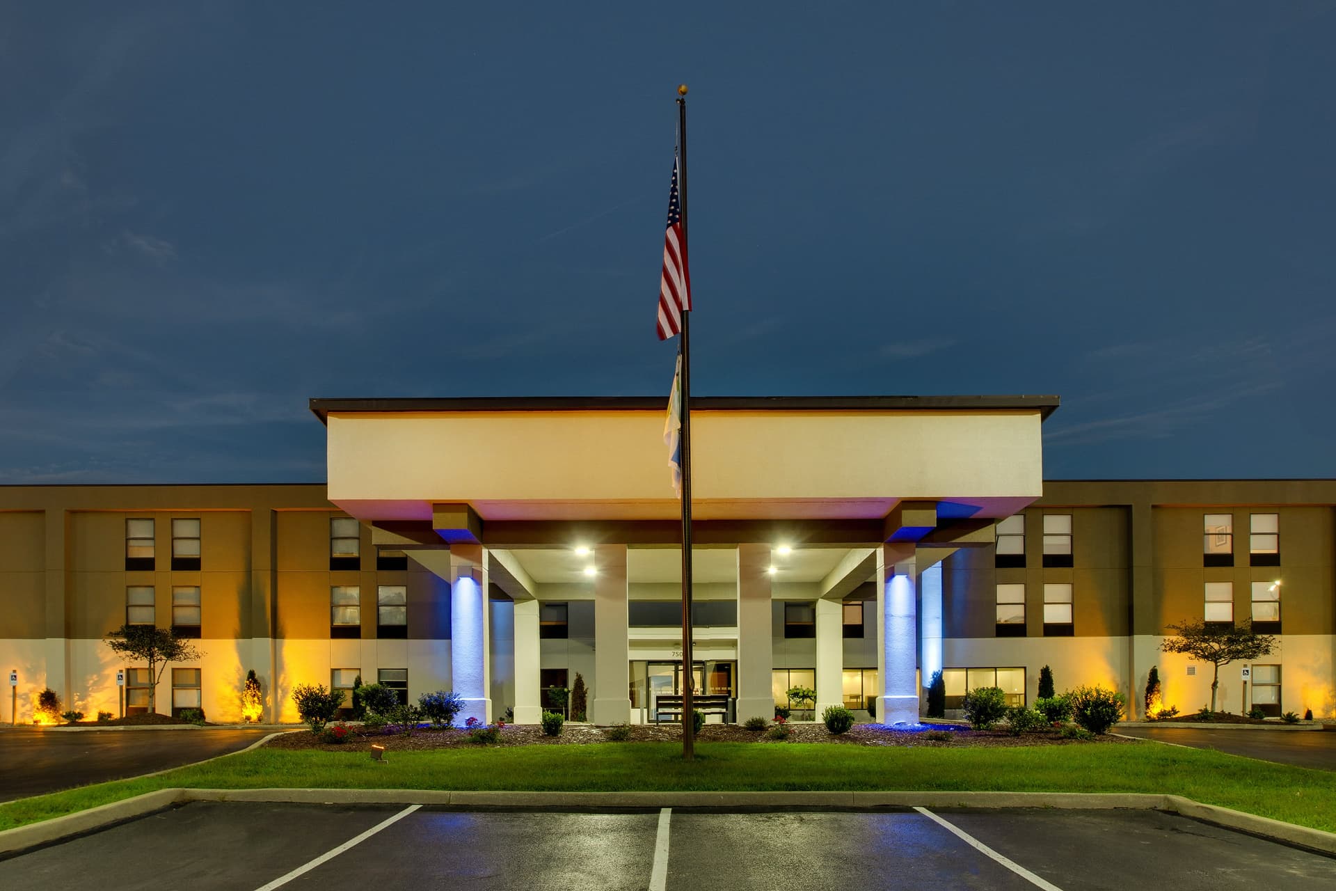 Holiday Inn Express Horse Cave, photo 1