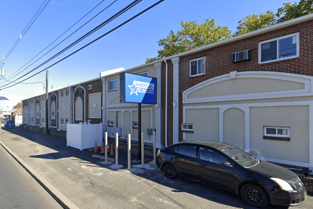Americas Best Value Inn Avenel Woodbridge, photo 1
